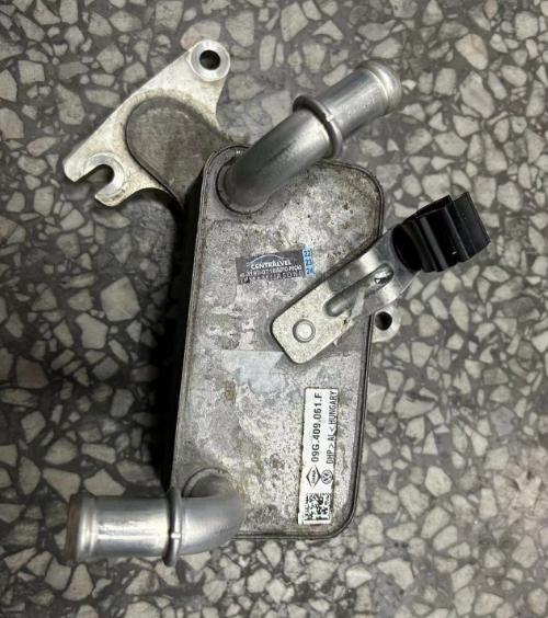 09G409061F oil cooler for vw