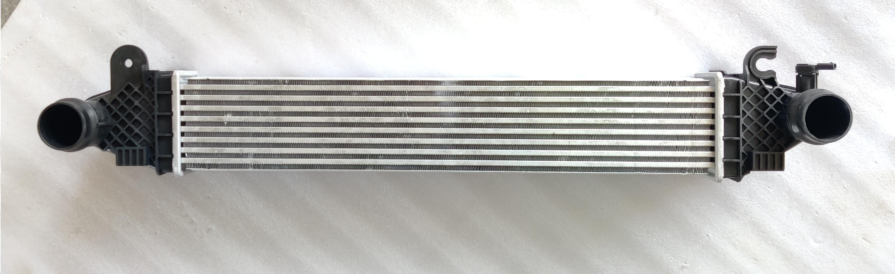 21 Equinox/GMC Terrain 2.0 car Intercooler，charge air cooler for GM 21 Equinox/