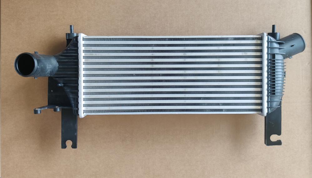 Pathfinder car Intercooler，charge air cooler for Nissan Pathfinder