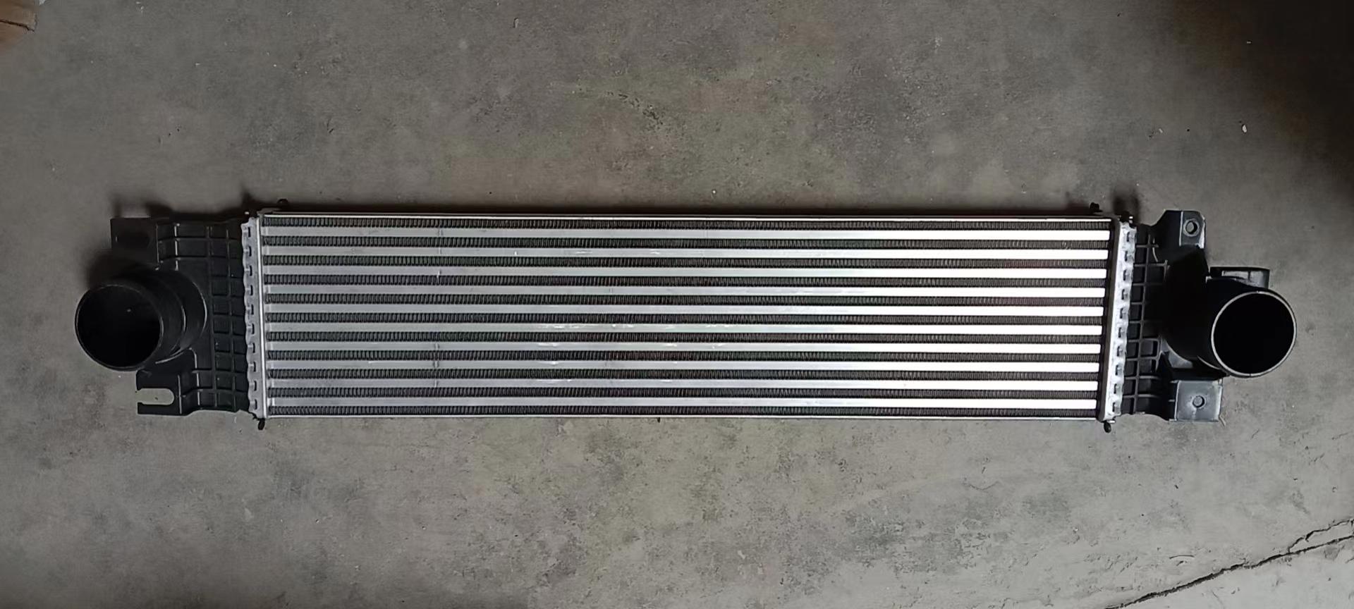 HG9Z6K775A car Intercooler，charge air cooler for Ford 17 Mondeo 2.0T